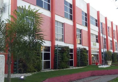Prefeitura de Maricá exonera servidor que sugeriu criação de grupo semelhante a milícia