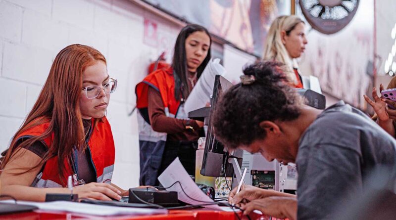 Ação social da Prefeitura de Maricá oferece emissão de identidade, vagas de emprego e diversos serviços gratuitos na União de Maricá.