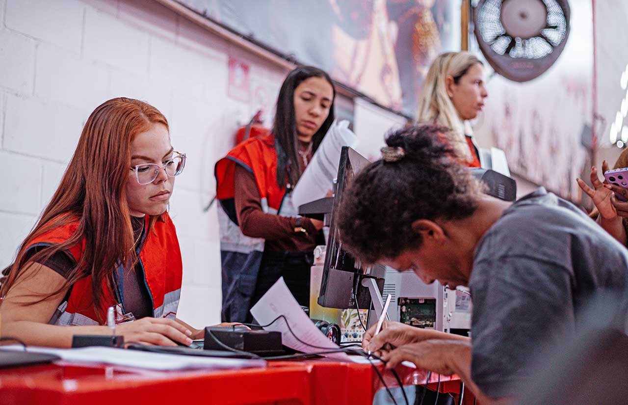 Ação social da Prefeitura de Maricá oferece emissão de identidade, vagas de emprego e diversos serviços gratuitos na União de Maricá.