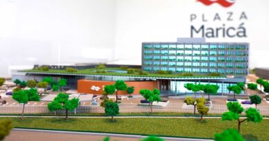 Área onde será construído o Plaza Maricá durante início da terraplanagem