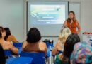 Participantes acompanham palestra durante o Fórum de Empreendedorismo Feminino realizado no Banco Mumbuca, em Maricá.