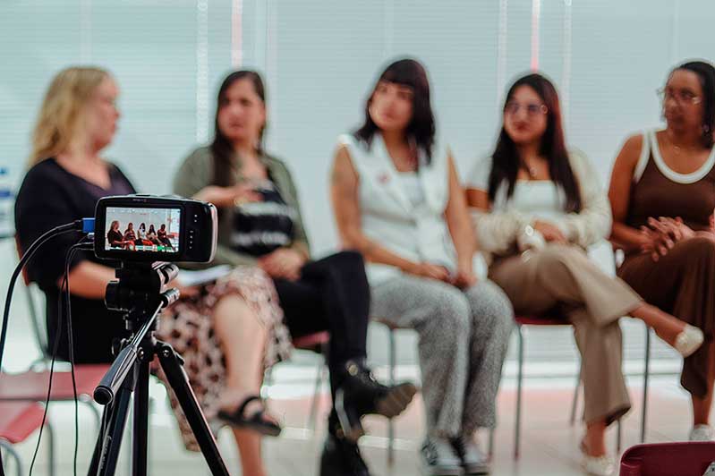 Curso gratuito de audiovisual para mulheres em Maricá