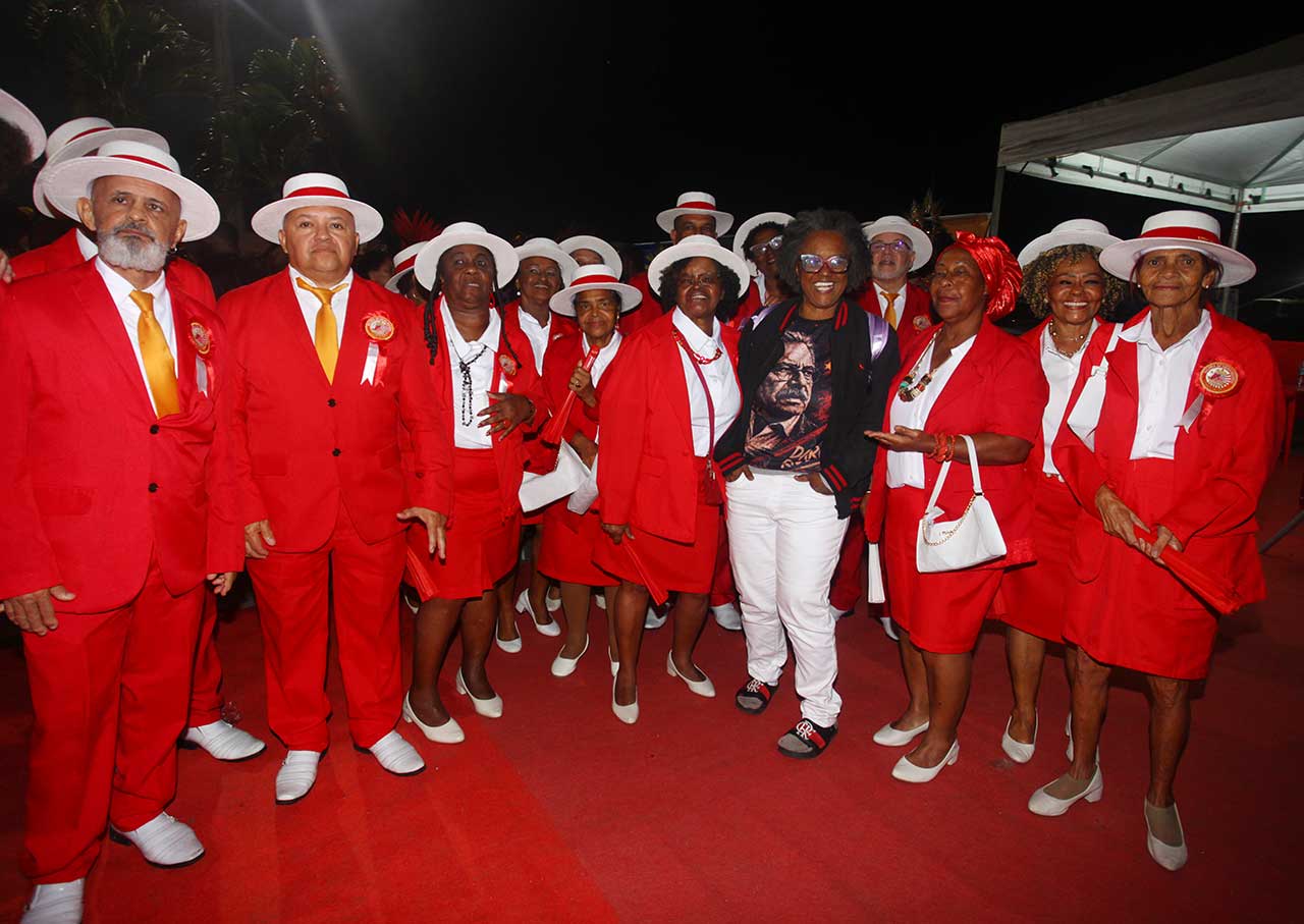 Sandra de Sá na escolha do samba-enredo da União de Maricá para o Carnaval 2027