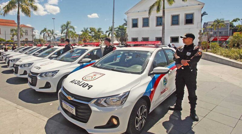 Representantes de Maricá e do ISP durante reunião sobre segurança pública