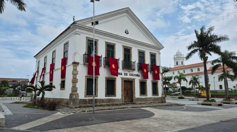 Exposição em Maricá reúne história da União de Maricá e homenagem a Darcy Ribeiro