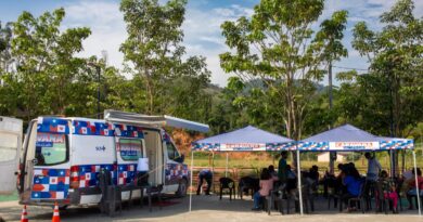Caravana da Saúde oferece serviços gratuitos de saúde aos moradores do Silvado, em Maricá.
